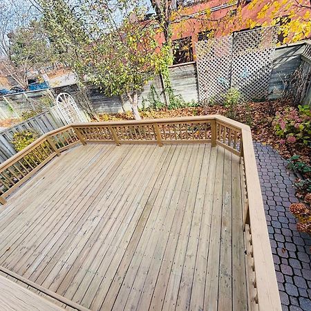Room With Private Patio Next To Toronto Airport Mississauga Exterior foto